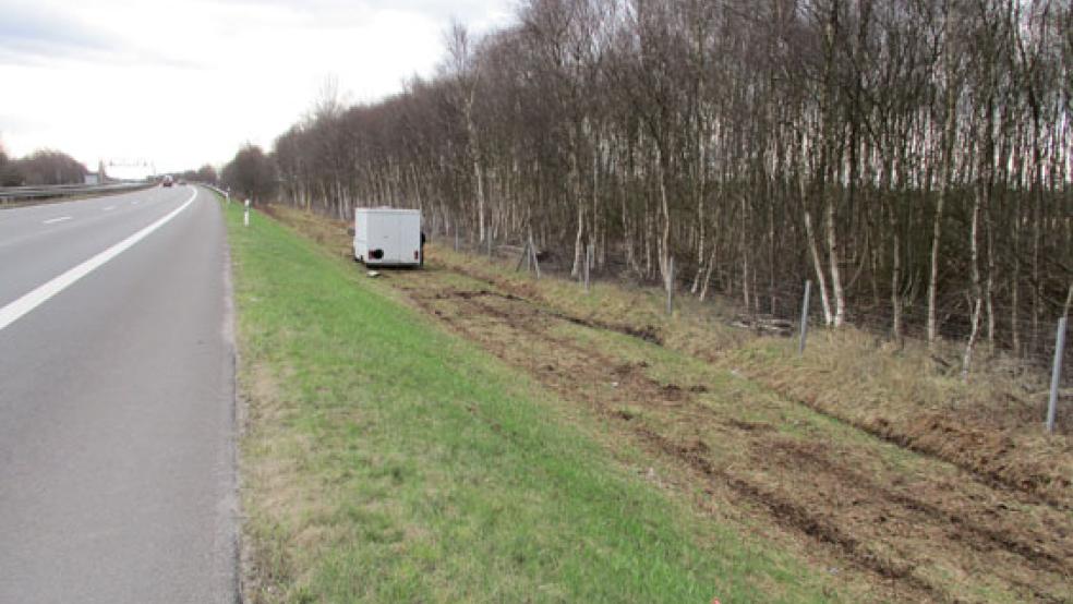 Die Polizei bittet um Hinweise im Zusammenhang mit einem Unfall mit Fahrerflucht auf der Autobahn 28. © Foto: Archiv
