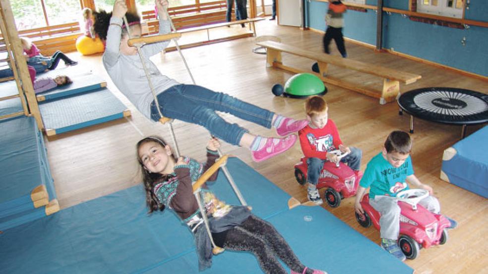 So schwungvoll wie hier in der »Bunten Welt« werden sich die Finanzen der Stadt Weener nicht entwickeln, wenn ab 1. August die Kindergartenbeiträge wegfallen. © Archivfoto: Boelmann