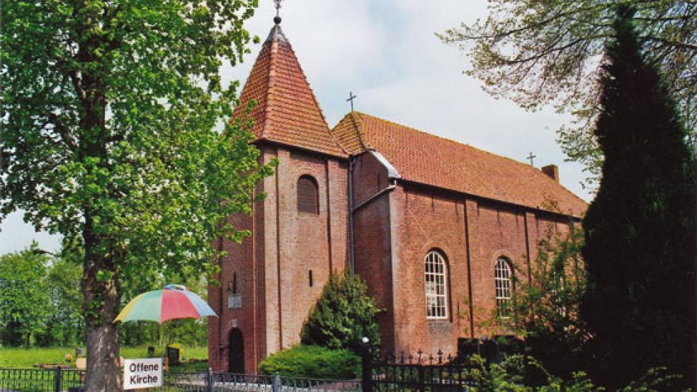 Die reformierte Kirche in Kirchborgum. Zwei Drittel der Mitglieder der Reformierten Kirche leben im ländlichen Raum, im Rheiderland sind es eher noch mehr. © Foto: Landeskirche
