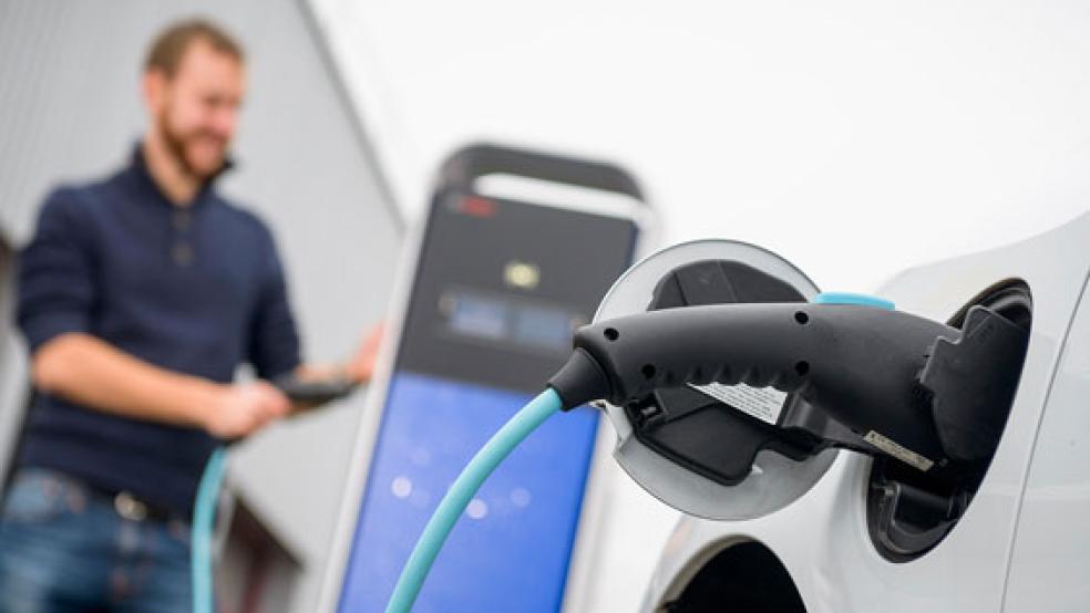 22 Ladesäulen für Elektrofahrzeuge werden in Kürze im Landkreis Leer aufgestellt. © Symbolfoto: Bosch