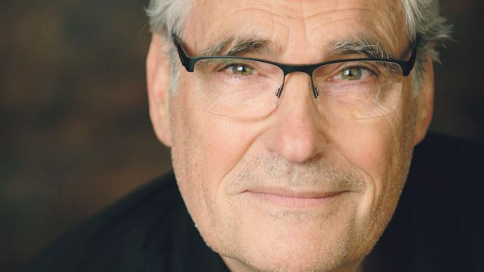 Sky du Mont wird aus seinem Roman »Jung sterben ist auch keine Lösung« lesen. © Fotos: privat