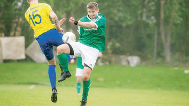 Stapelmoor mit Kantersieg im Derby