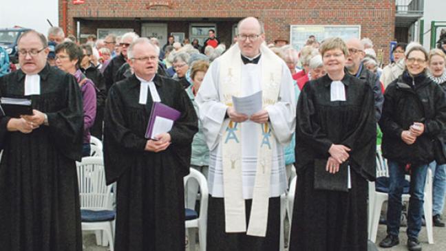 Zentrale Gottesdienstfeier am Ditzumer Hafen
