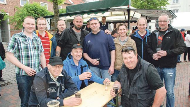 Ein Shanty-Chor und drei Orchester