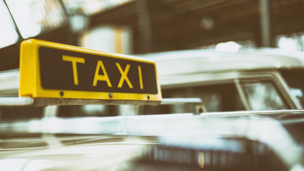 Mit harten Bandagen haben zwei Taxifahrer um eine Beförderungsfahrt gestritten. © Foto: Pixabay