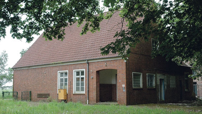 Alte Volksschule  in Gemeindehand