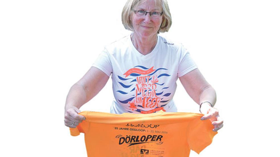 Insgesamt startete Helga Middelborg 18 Jahre in Folge beim Ossiloop. 16 Mal sicherte sie sich das heiß begehrte »Döörloper«-T-Shirt. © Foto: Muising 