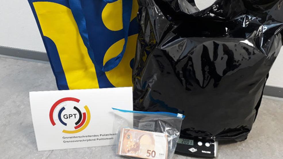 Drogen und Bargeld stellten GPT-Polizisten bei einer Kontrolle in Bunde sicher. © Foto: Polizei