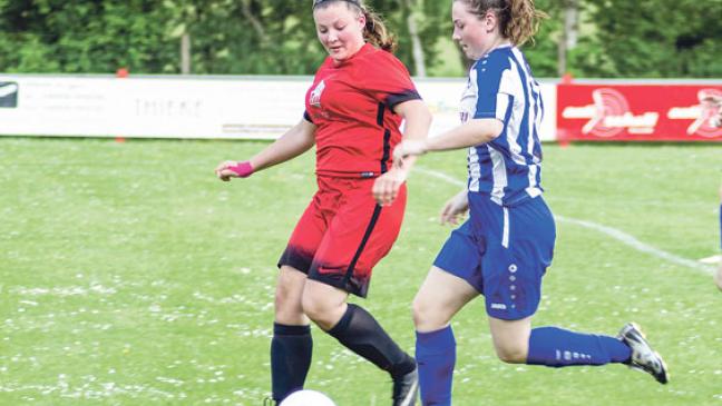 Möhlenwarf gewinnt Derby in Jemgum