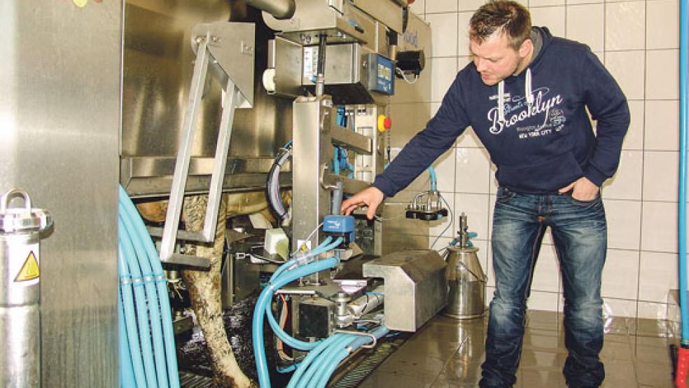 Landwirt Georg Sterrenberg aus Vellage hatte 2012 beim Standort seines neuen Boxenlaufstalls schon Rücksicht auf das bestehende FFH-Gebiet genommen. © Archivfoto:Boelmann