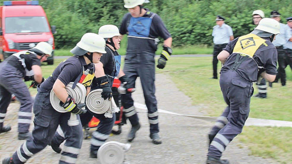 Die Wettkampfgruppe aus Holthusen bewies schnelle Reaktionen und sicherte sich so Platz 1. © Fotos: Feuerwehr (Rand)