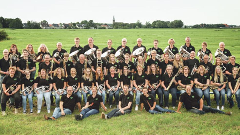 Das Orchester »Excelsior Schraard« wird am kommenden Sonntag in der reformierten Kirche in Bunde auftreten.  © Foto: privat