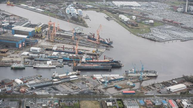 Emden bangt um seinen Hafen