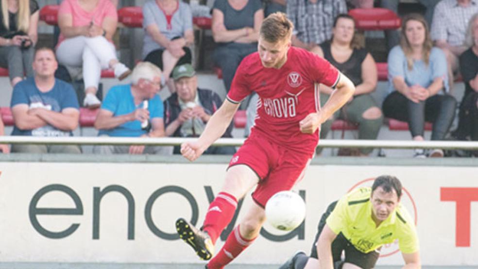 Vor allem vor heimischer Kulisse bewiesen die TV-Fußballer um Christoph Buse immer wieder, dass sie zu den Topmannschaften der Bezirksliga gehören. © Archivfotos: Bruins