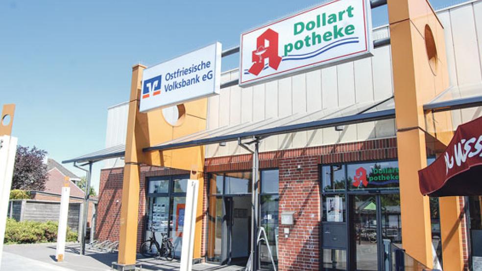 Neben der OVB-Filiale soll der neue Textilmarkt bei Combi in Bunde entstehen. © Foto: Hoegen