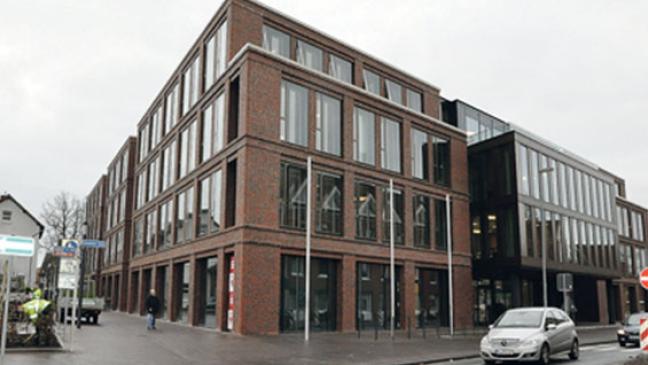 Sparkasse:  Behörde prüft Vorwürfe