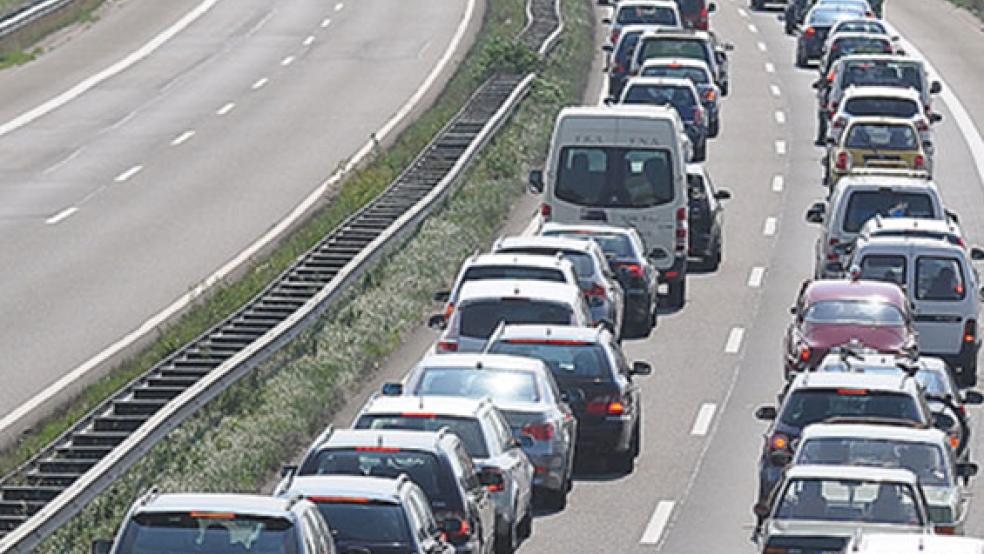 Die anhaltende Hitze führt nun zu »Auflösungserscheinungen« auf Autobahnen. Auch der Ringweg in Groningen betroffen. © Foto: RZ-Archiv