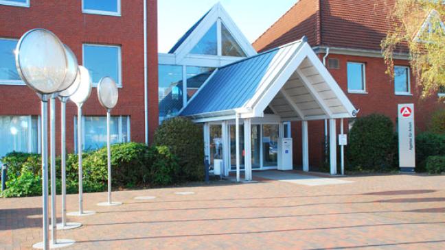 14.830 Menschen ohne Arbeit