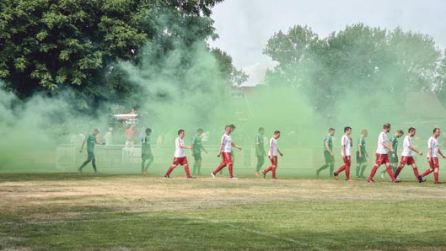 Jemgum siegt im »Ems-Deichderby«
