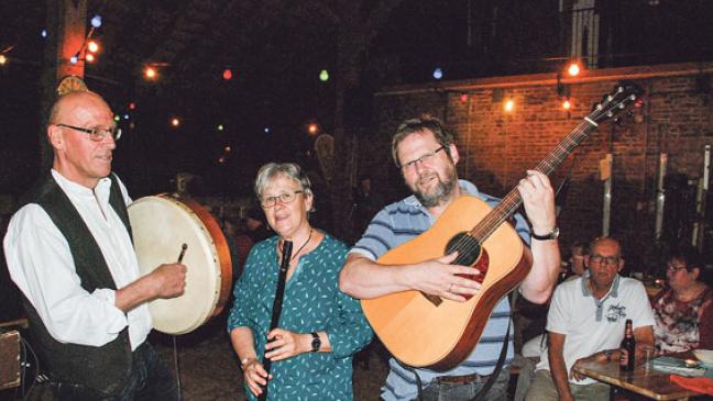 Kunstzentrum in Coldam wurde zum irischen Pub