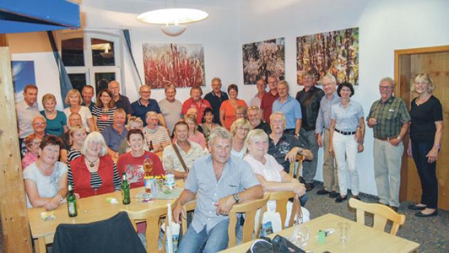 »Hundertschaftler« auf Rheiderland-Tour