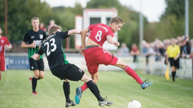 Bunde bleibt an der Spitze