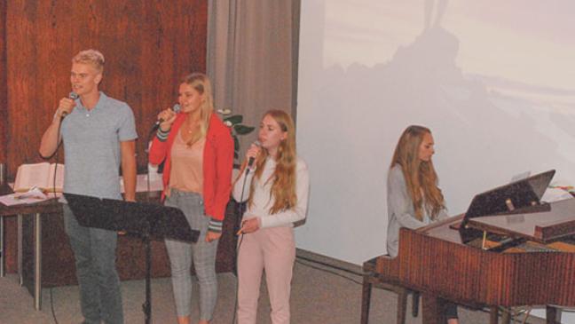 Orgel, Trompeten und Lobgesang