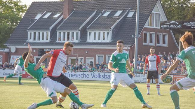 Viele Werder-Stars beim Testspiel in Leer