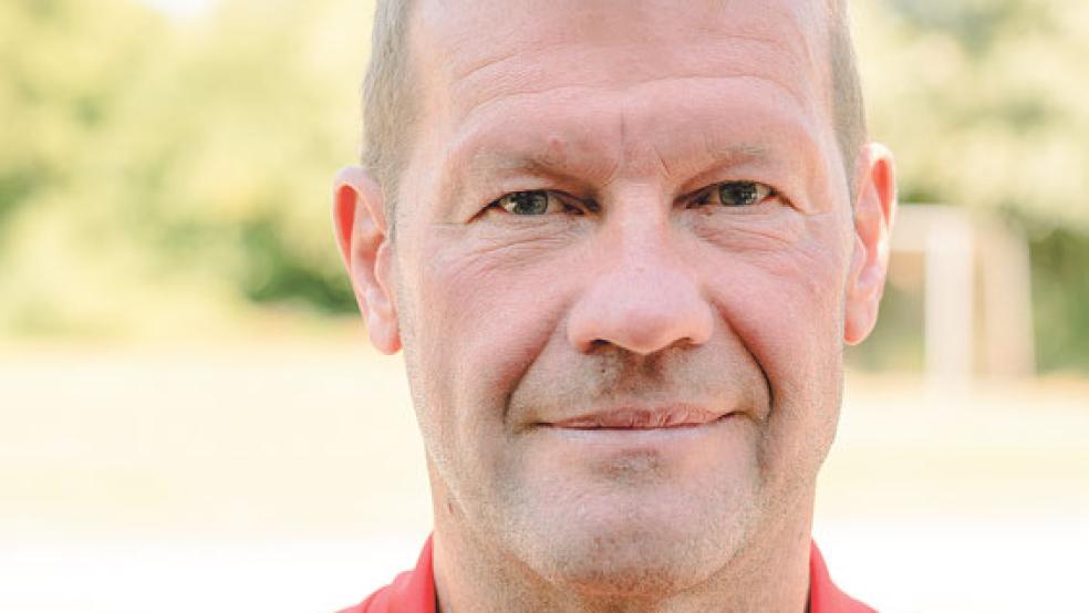 Coach Helmut Bojer stellte sein Team nach der Pause zwar um, doch auch damit waren die Offensive-Probleme nicht beseitigt.  © Foto: Bruins