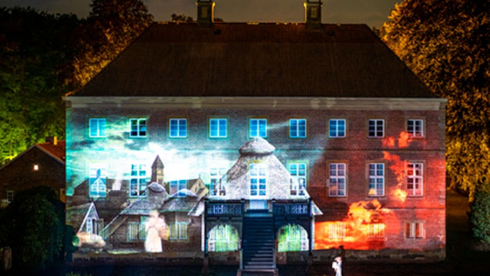 Mit einer eindrucksvollen Licht- und Lasershow, dem sogenannten »Projection Mapping« endete das »Grand Voyage Diner« auf Gut Altenkamp am Wochenende. © Foto: Wessels