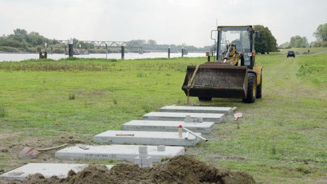Weg zur Fähre wird gebaut
