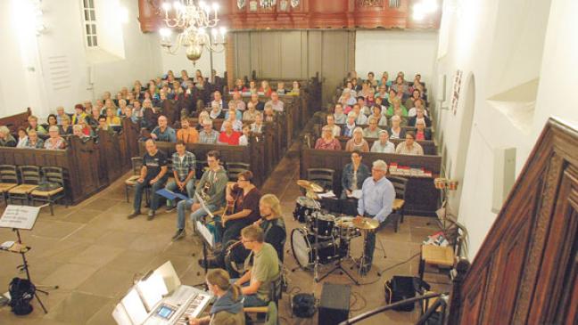 »Rheiderland-Chor« im Musikalischen Gottesdienst