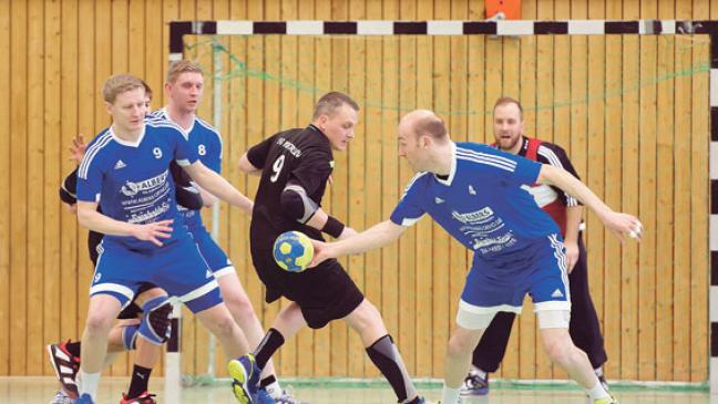 Dreckiger Sieg im ersten Spiel