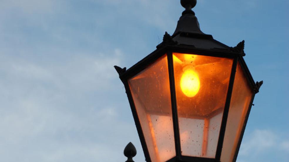 Historische Leuchten - wie hier in der Innenstadt von Weener - liegen der CDU am Herzen. © Foto: Hoegen