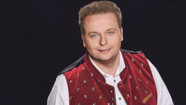 Sanny singt beim »Diamanten-Fest«