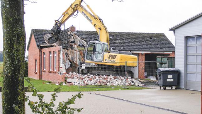 Feuerwehrhaus-Rest muss stehen bleiben
