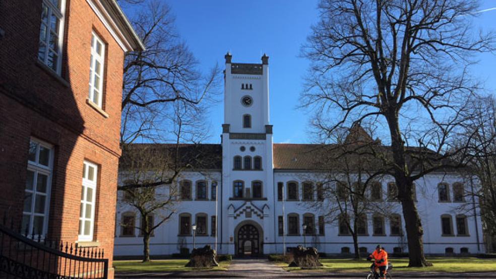 Mit gewerbsmäßigem Drogelhandel beschäftigt sich derzeit das Landgericht Aurich. Jetzt bringen die Angeklagten einen »Großen Unbekannten« als Drahtzieher der kriminellen Aktivitäten ins Spiel. © Foto: Archiv