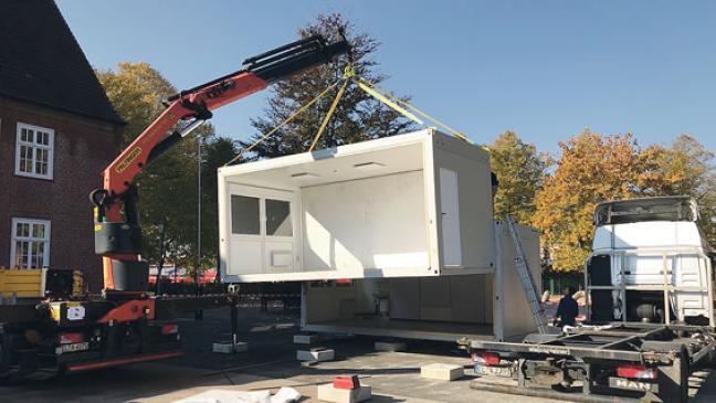 Fünf Container - vier Räume