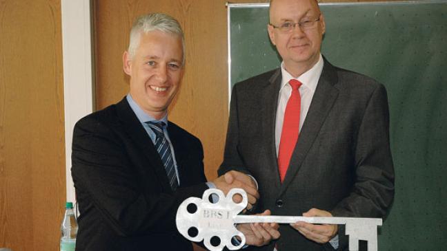 Zur Amtseinführung befördert