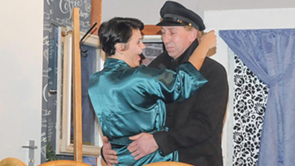 Auf der Bühne geht es turbulent zu. © Fotos: Wolters