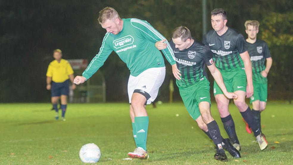 Der BSV war im Spiel zu selten so eng am Mann wie hier Spielertrainer Kai Wilken. © Foto: Bruins