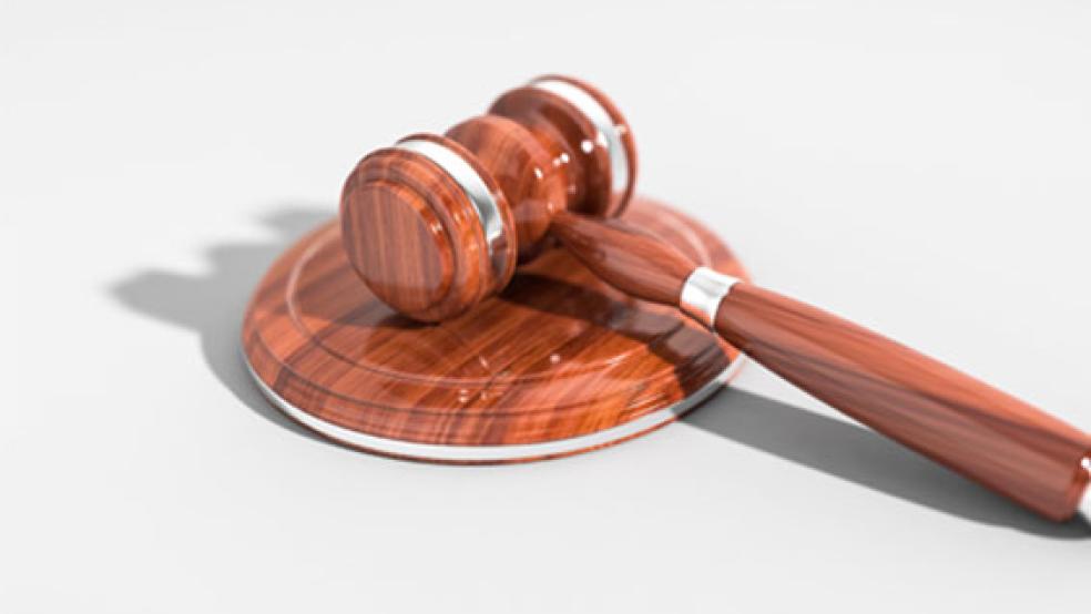 Mit einem Messer hat ein Leeraner Angestellte von zwei Discountern bedroht, die er in seiner Heimatstadt überfiel. Jetzt wurde das Urteil für seine Taten gesprochen. © Foto:Pixabay