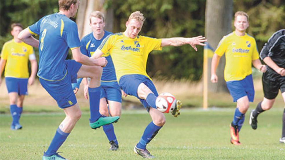 Für die Weeneraner um Michael Yzer (am Ball) kommt es jetzt vor allem darauf an, als Team aufzutreten. © Archivfoto: Bruins