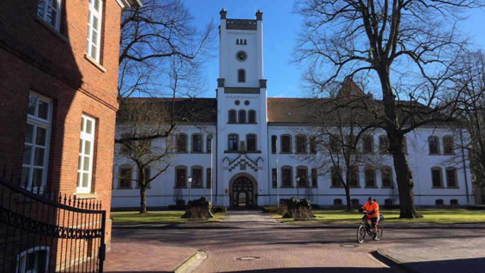 Am Landgericht in Aurich wurde der Mordprozess unter Ausschluss der Öffentlichkeit fortgesetzt. © Foto: Boelmann