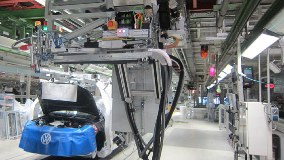 Im VW-Werk in Emden wird seit 1974 das ehemalige Erfolgsmodell Passat produziert. © Foto: Volkswagen