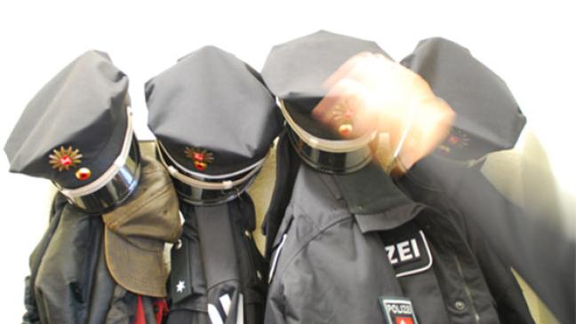 Polizisten bei Einsatz verletzt