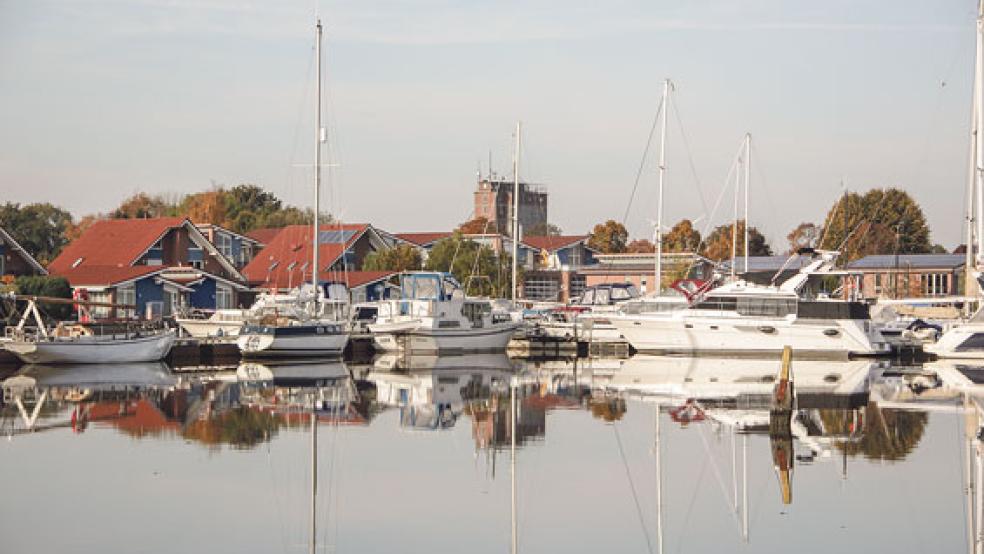 Um die Zukunft des Hafens und die Entwicklung des Tourismus in Weener hat sich Winterboer Gedanken gemacht. © Fotos: RZ-Archiv
