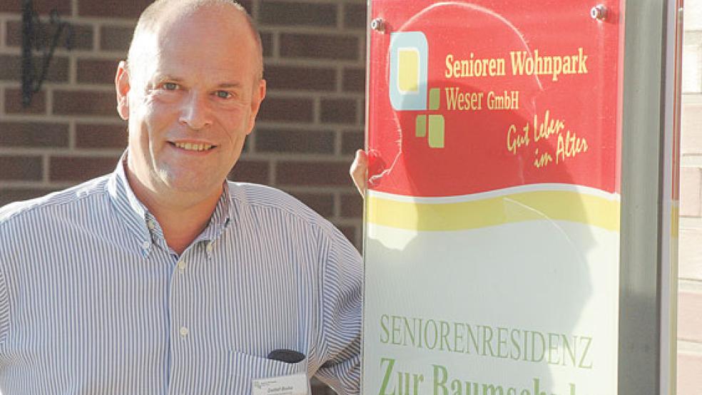 Der 58-jährige Detlef Bohe hat bis Ende Oktober ein Seniorenheim in der Nähe von Freiburg im Breisgau geleitet. Seit Anfang November ist er Einrichtungsleiter der Seniorenresidenz »Zur Baumschule« in Weener. © Foto: Szyska