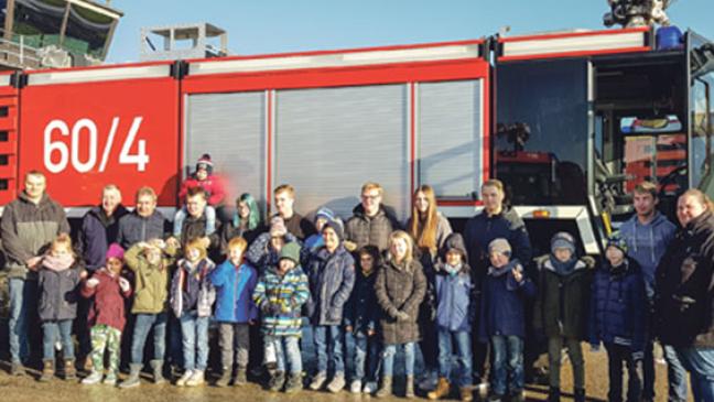 Kinderfeuerwehr beim Geschwader
