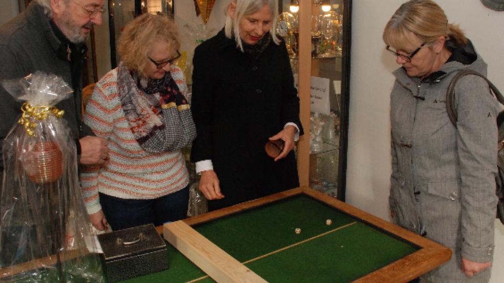 Auch heute lädt das Soziale Kaufhaus noch einmal dazu ein, sein Glück beim Spiel zu versuchen. © Foto: Kuper